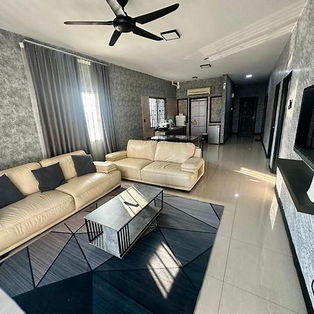 Homestay Aiyu - Luxury Stay Shah Alam Extérieur photo